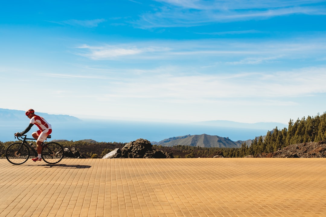 Fietsen met plezier bij toerclub Volendam post thumbnail image